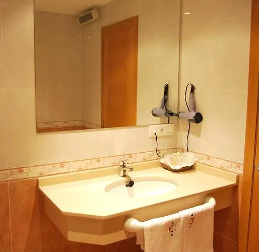 Plaza 2* بورتونوفو